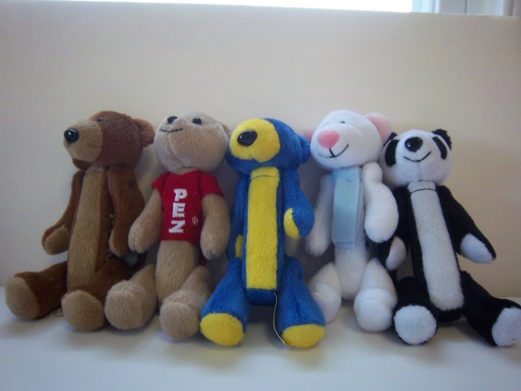 pez fuzzy friends teddy bear